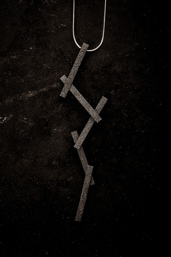 Stickii matte black pendant